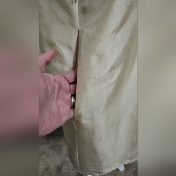 TWELVE by TWELVE 100% Silk Ruffle Front Button Up Collared Dress.Cream/white. M - Picture 11 of 13